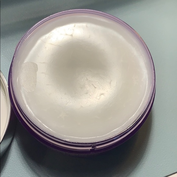 Clinique Take The Day Off Cleansing Balm - Picture 2 of 5